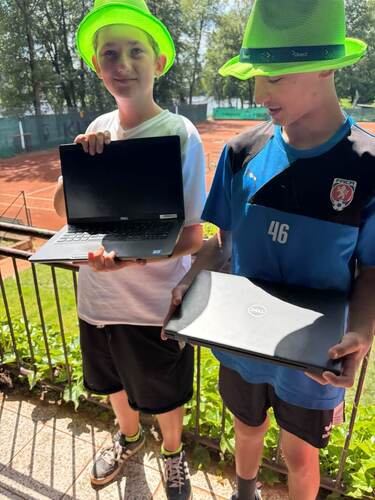 Tenis 12