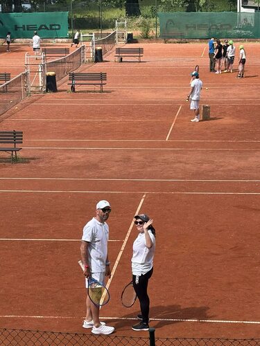 Tenis16